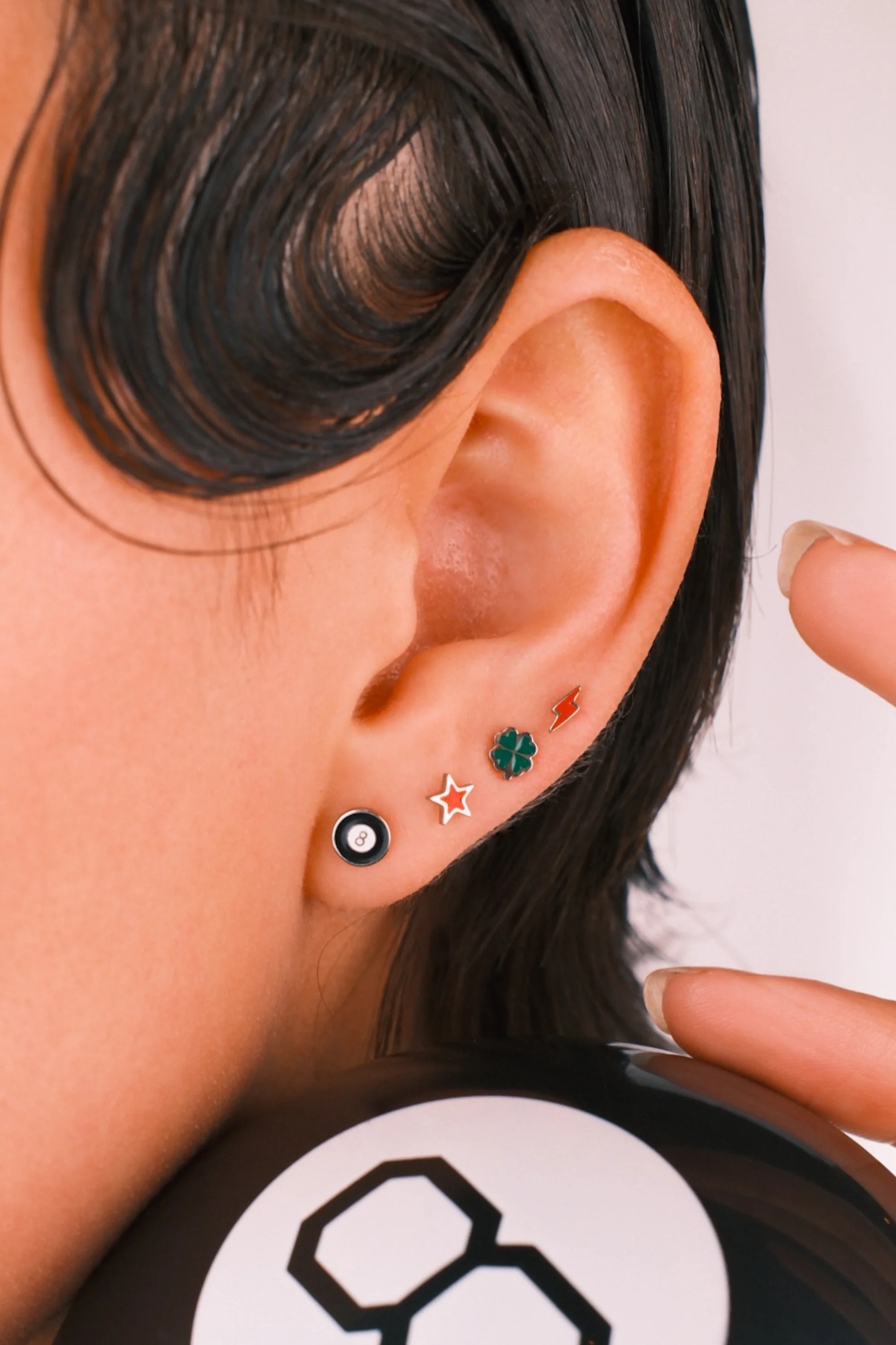 8 Ball Enamel Flat Back Stud - Image 2