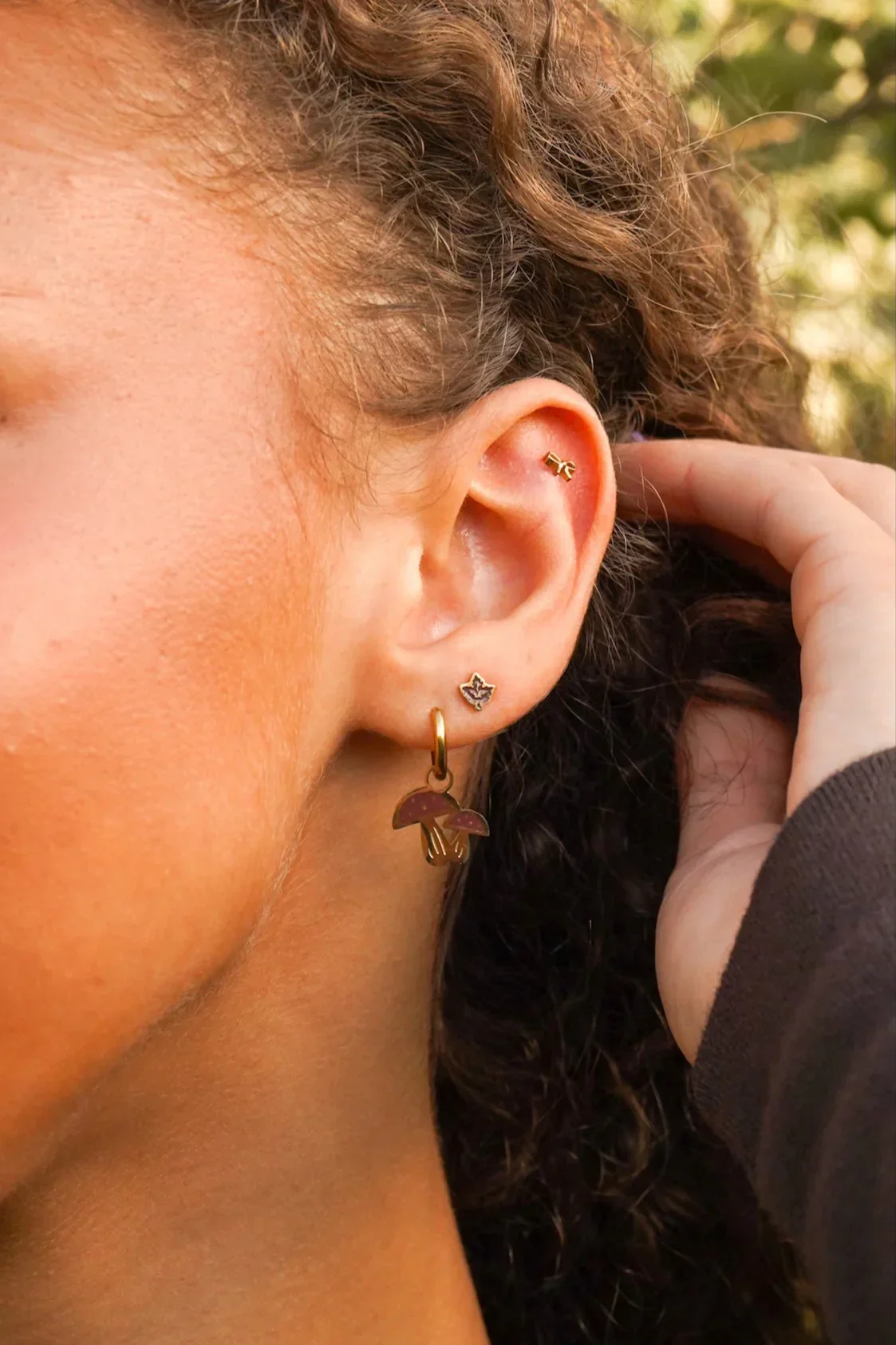 Fall Leaf Enamel Flat Back Stud - Brown - Image 3