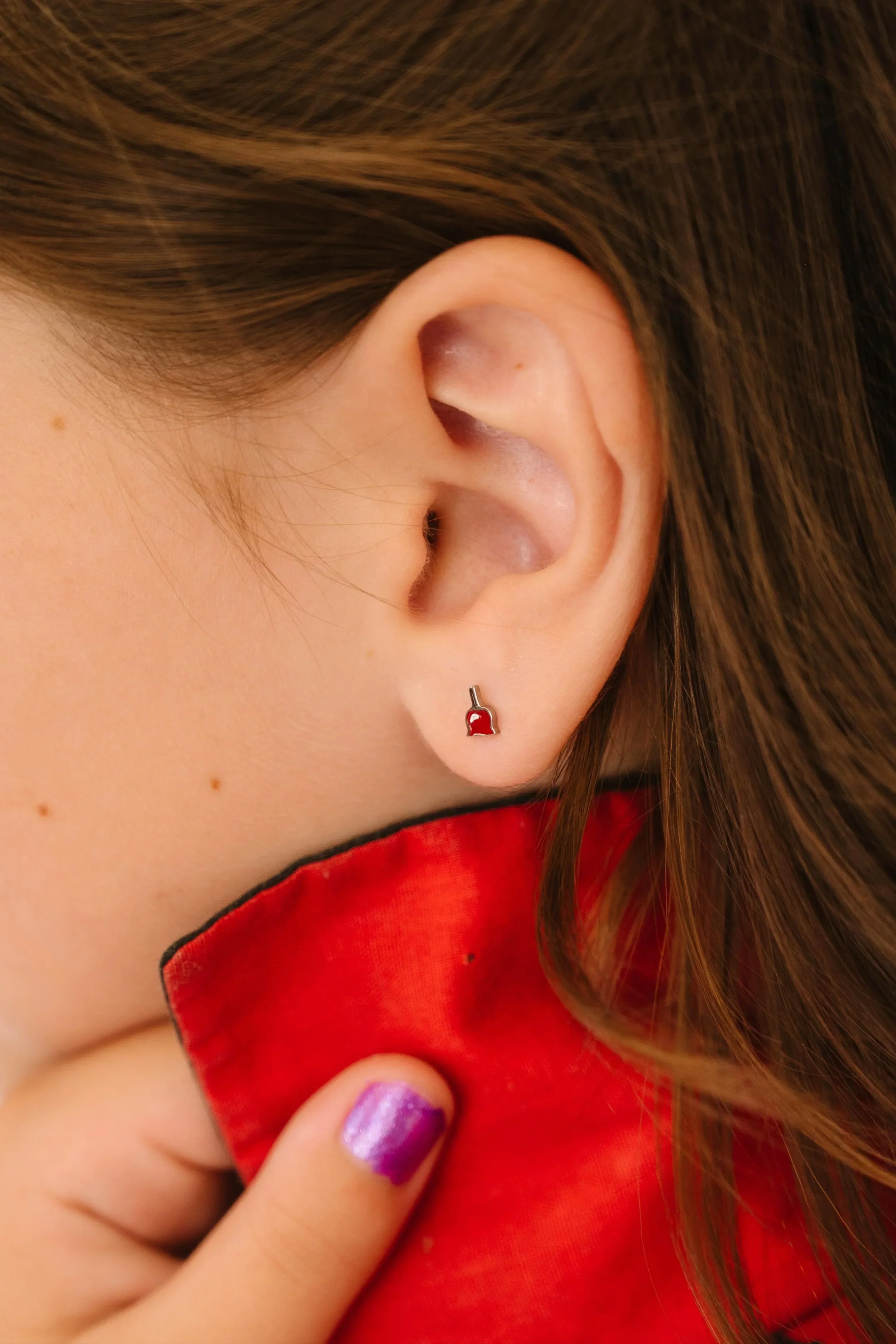 Candy Apple Enamel Flat Back Stud - Image 6