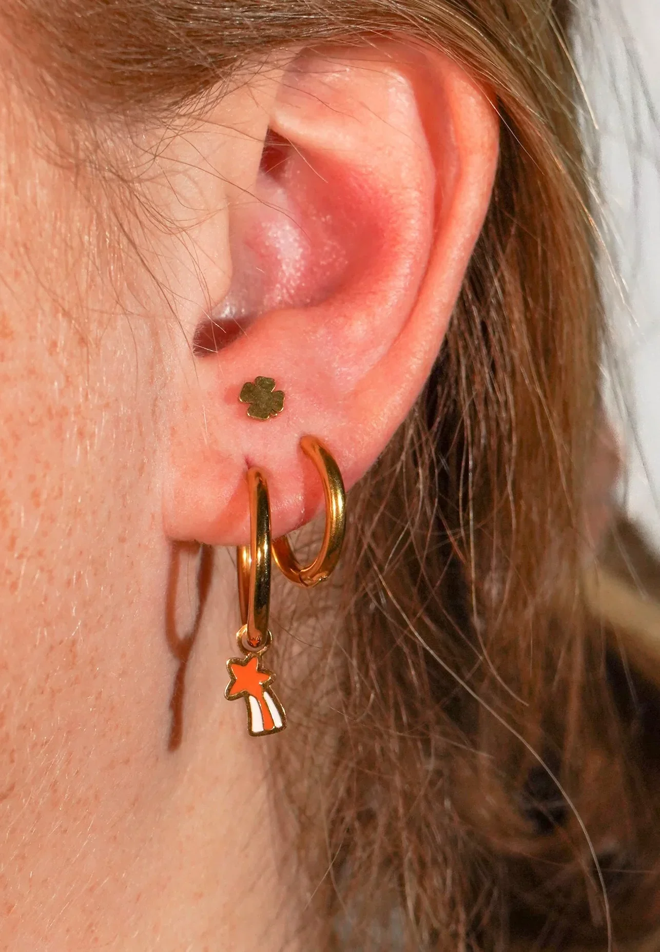 Clover Flat Back Stud - Image 2