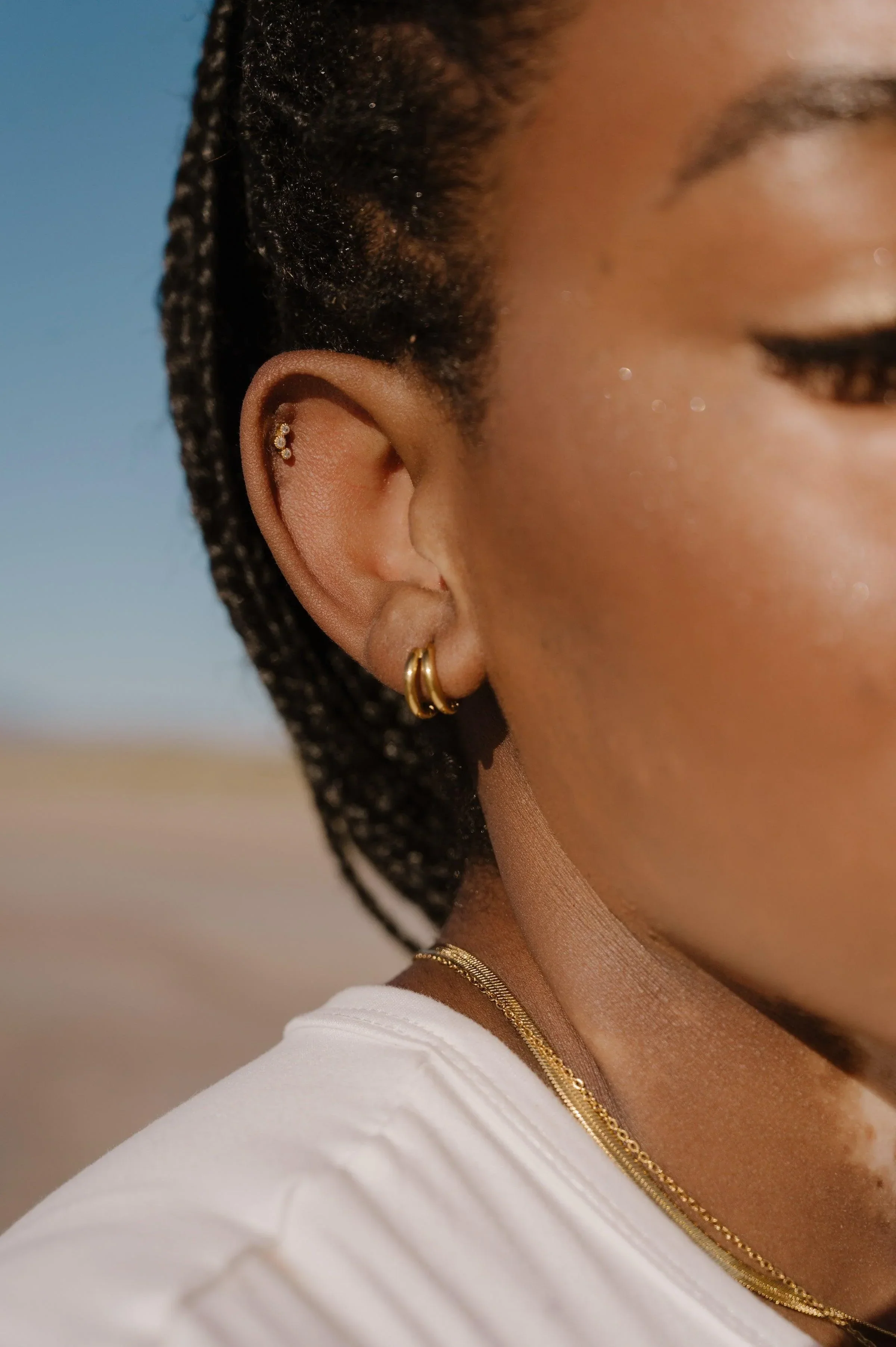 CZ Barnacle Flat Back Stud - Image 3