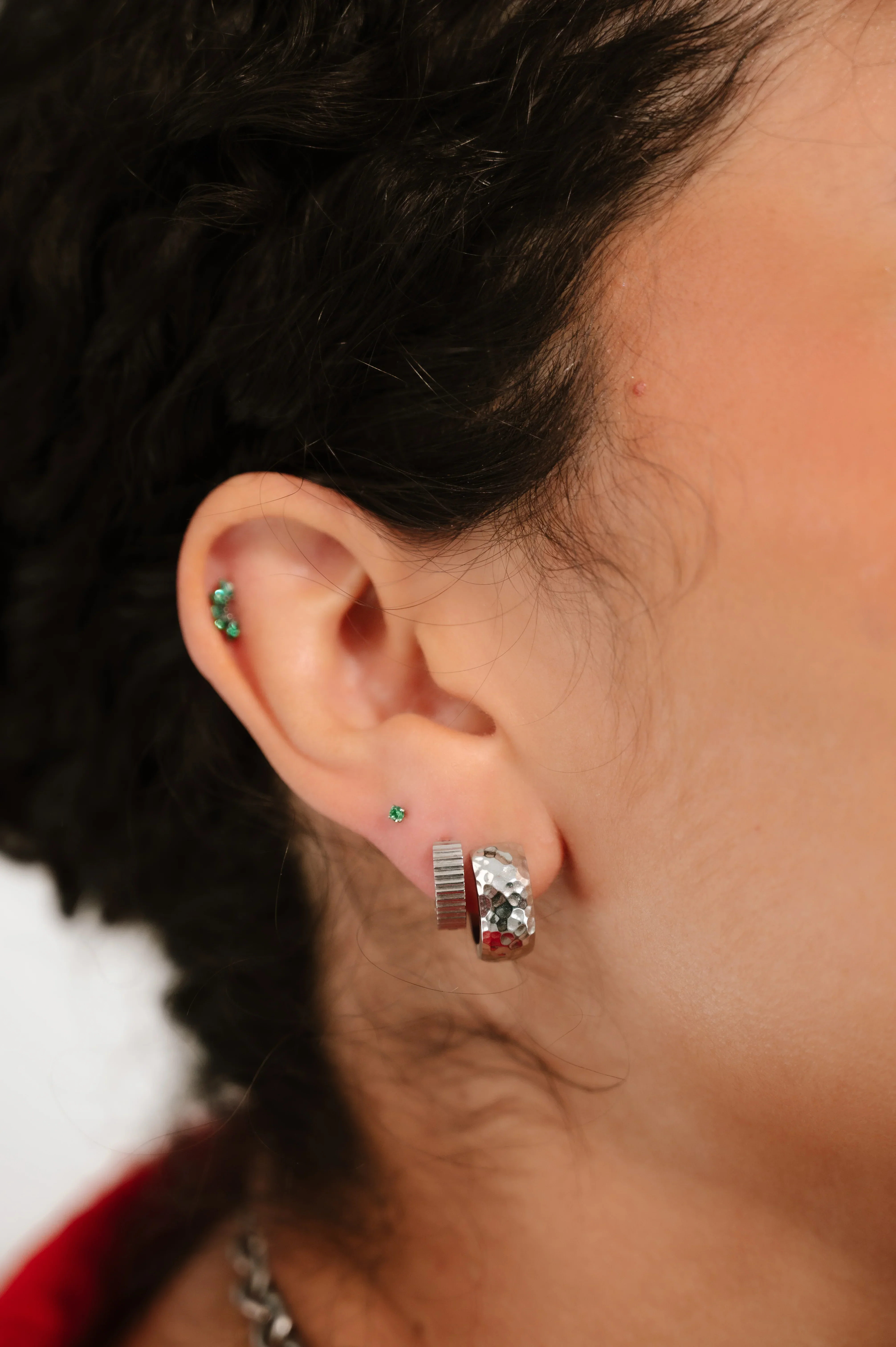 Micro Emerald Gem Flat Back Stud - Image 2