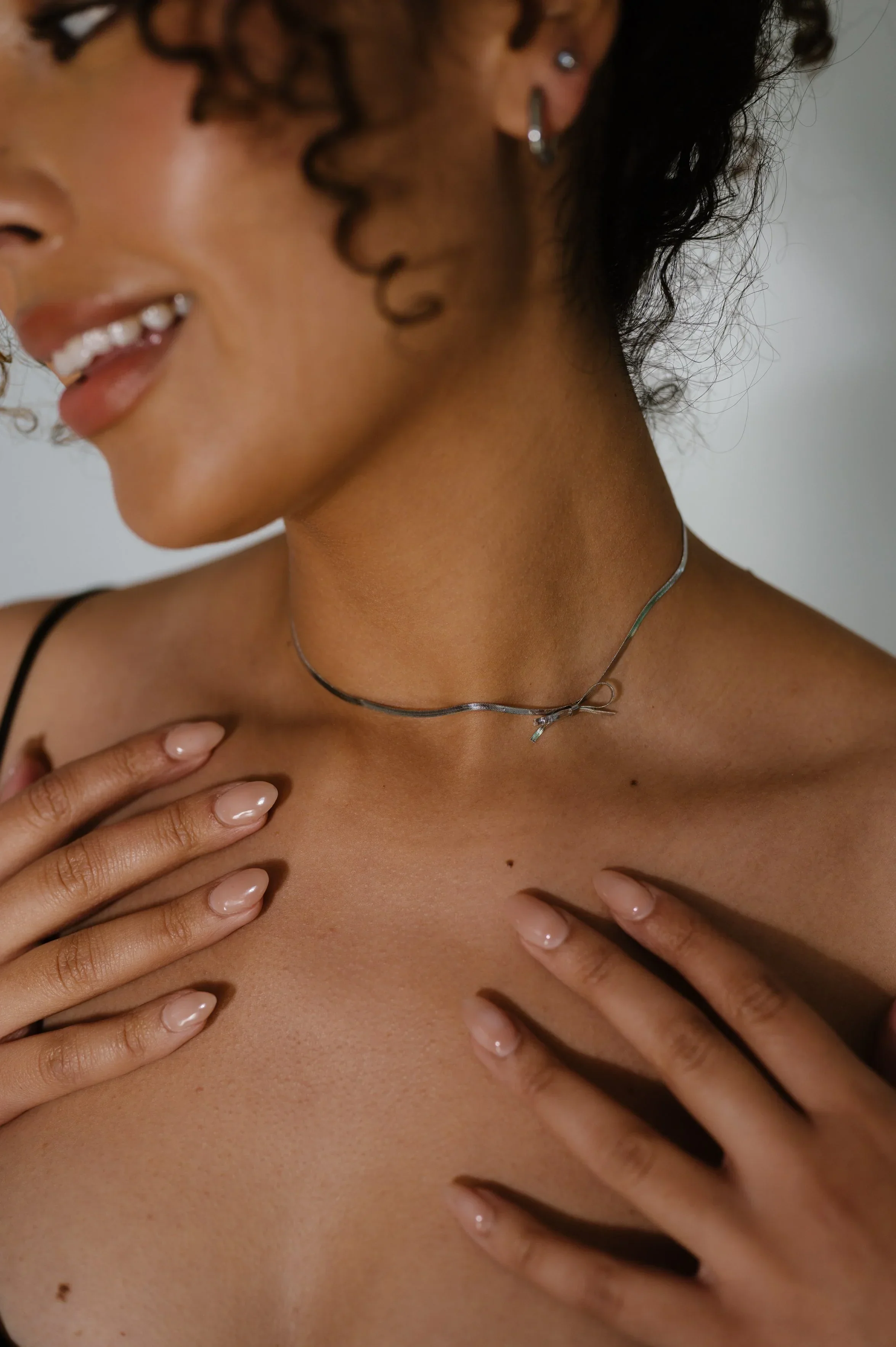 Knotty List Choker Necklace - Image 3