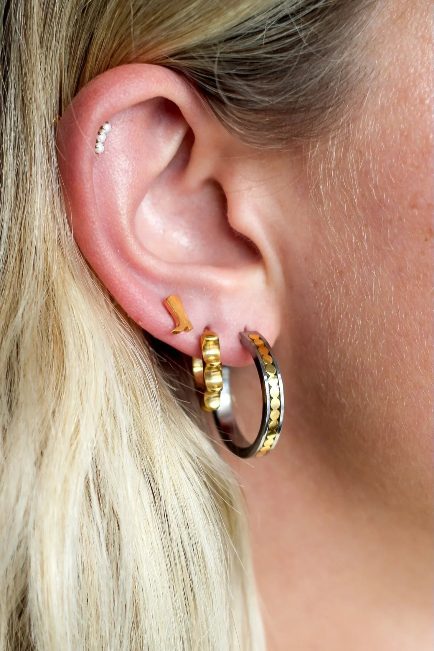 Outlaw Titanium Hoops - Image 2