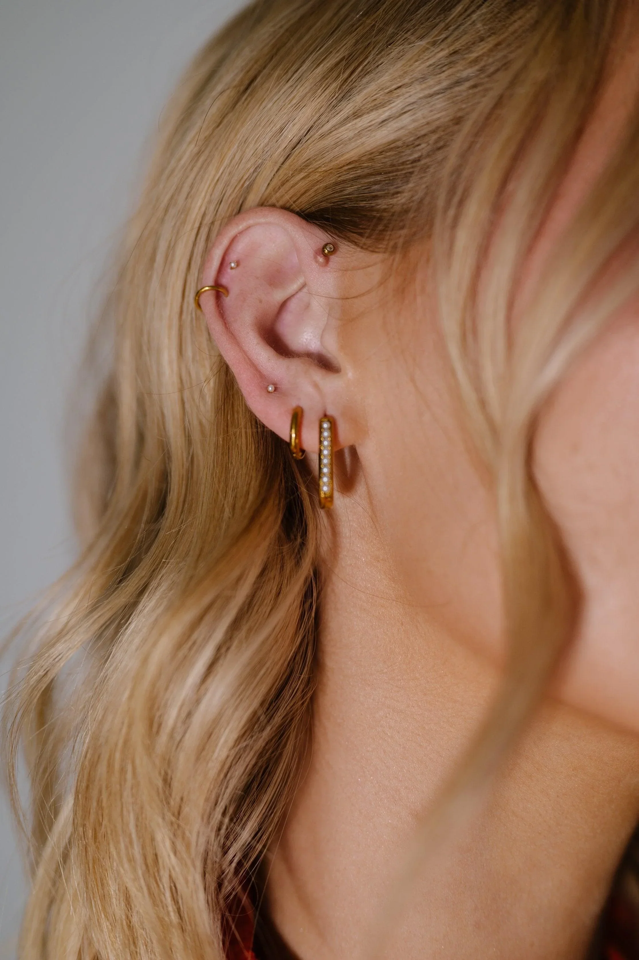 Mini Pearl Flat Back Stud - Image 4