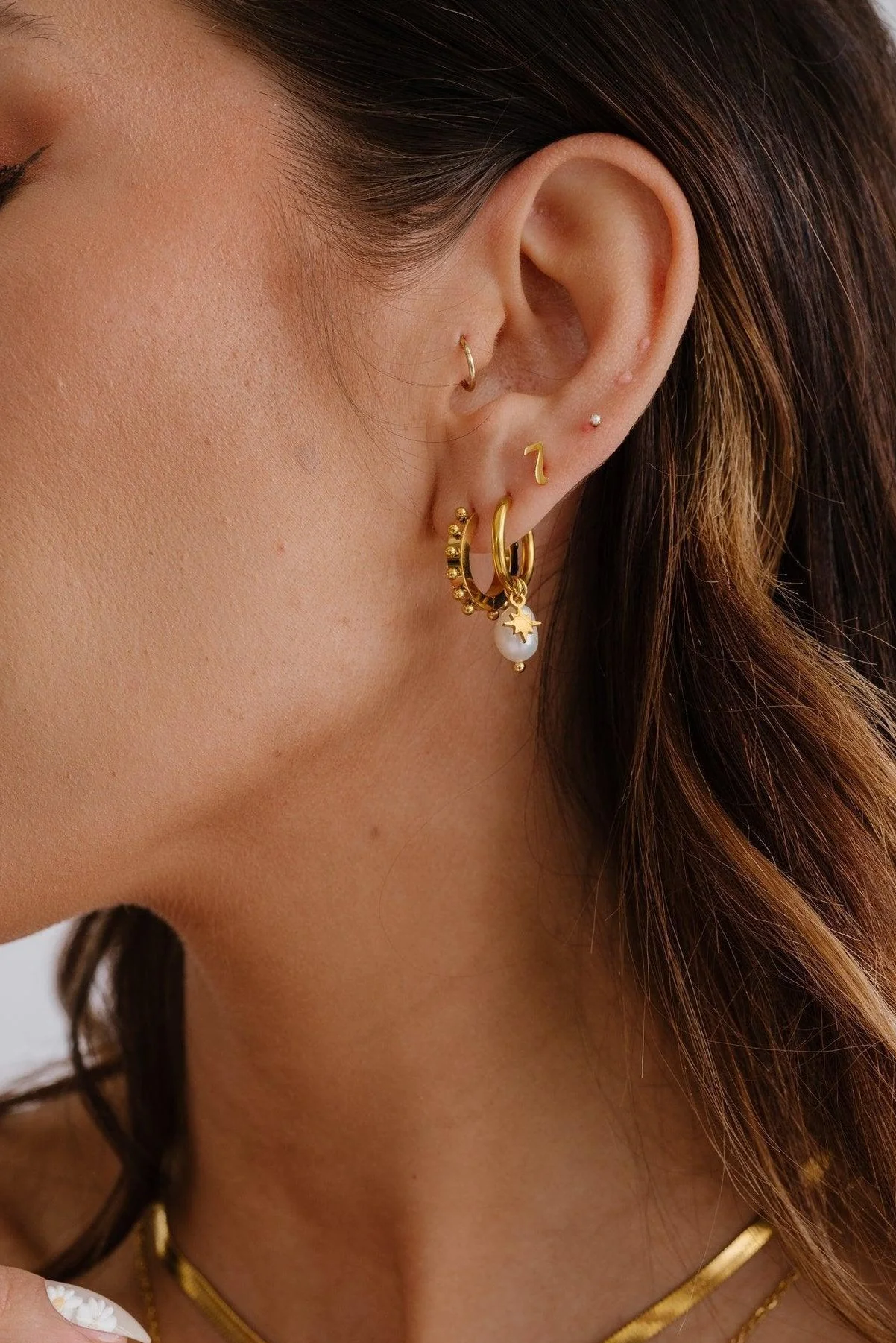 Mini Pearl Flat Back Stud - Image 6