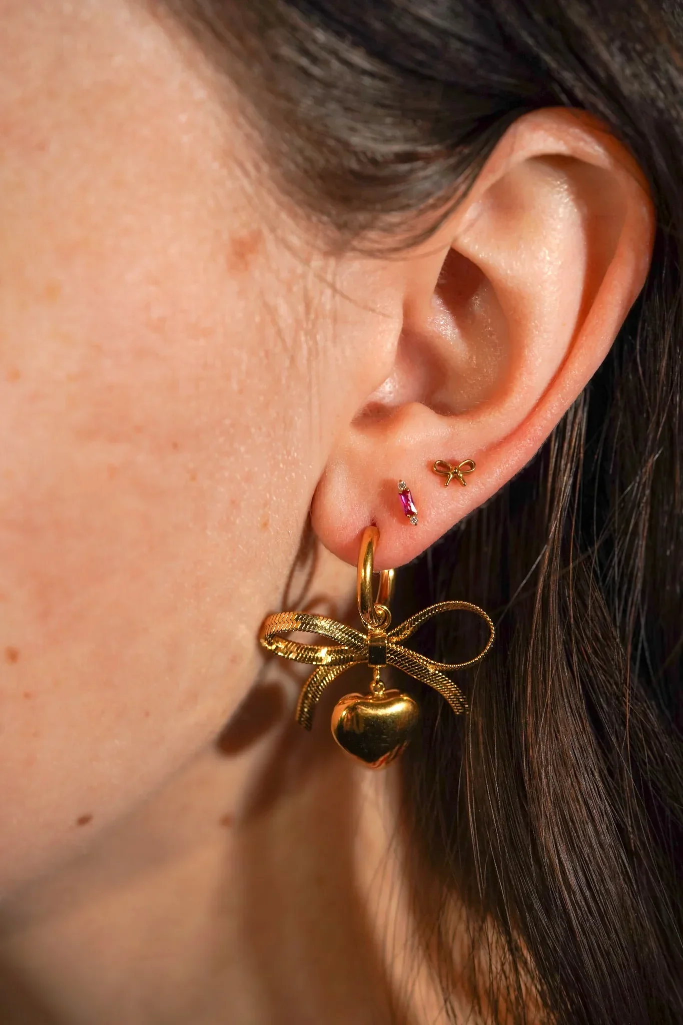 Distant Lover Flat Back Stud - Image 3