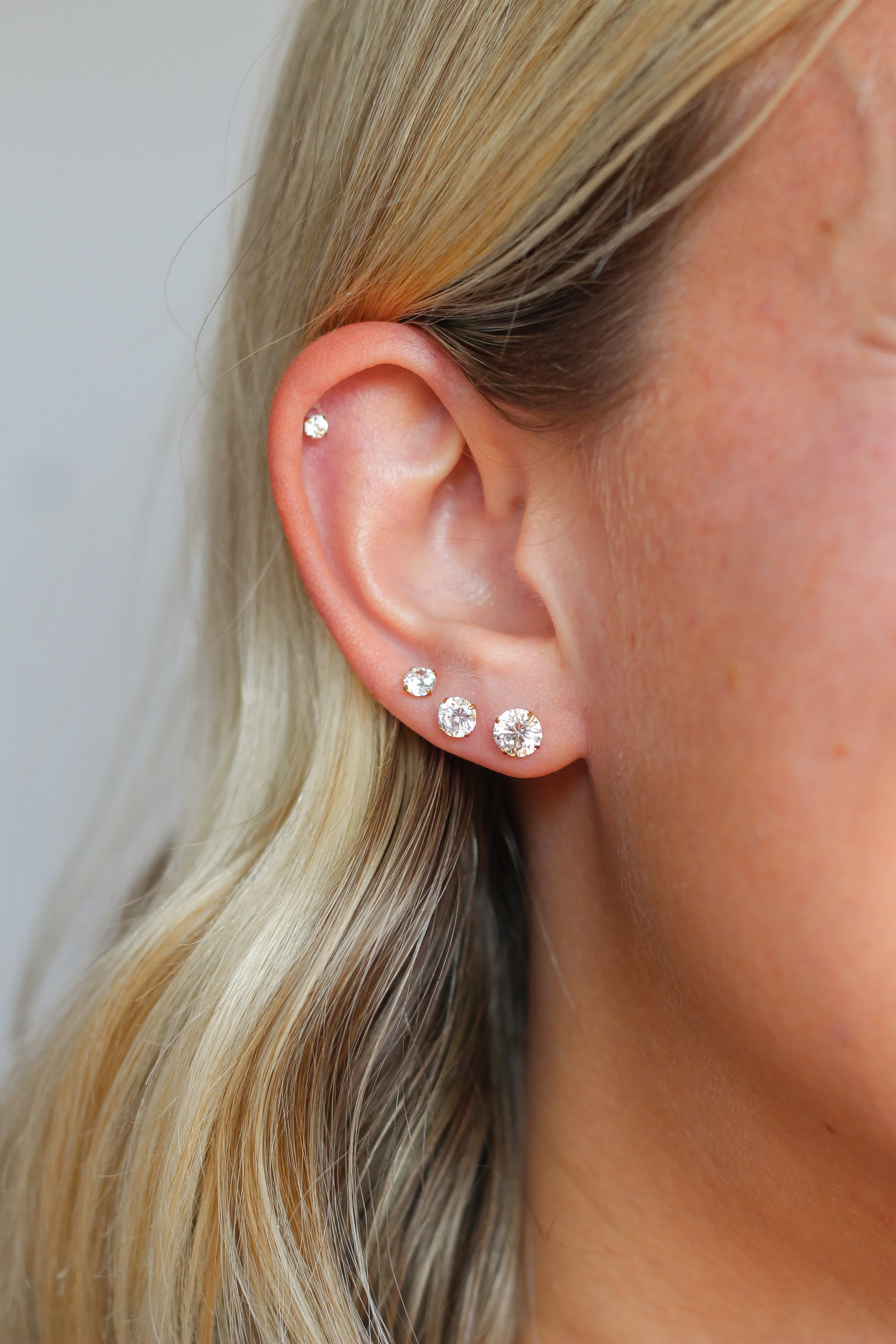 Solitaire 6mm Flat Back Stud - Image 2